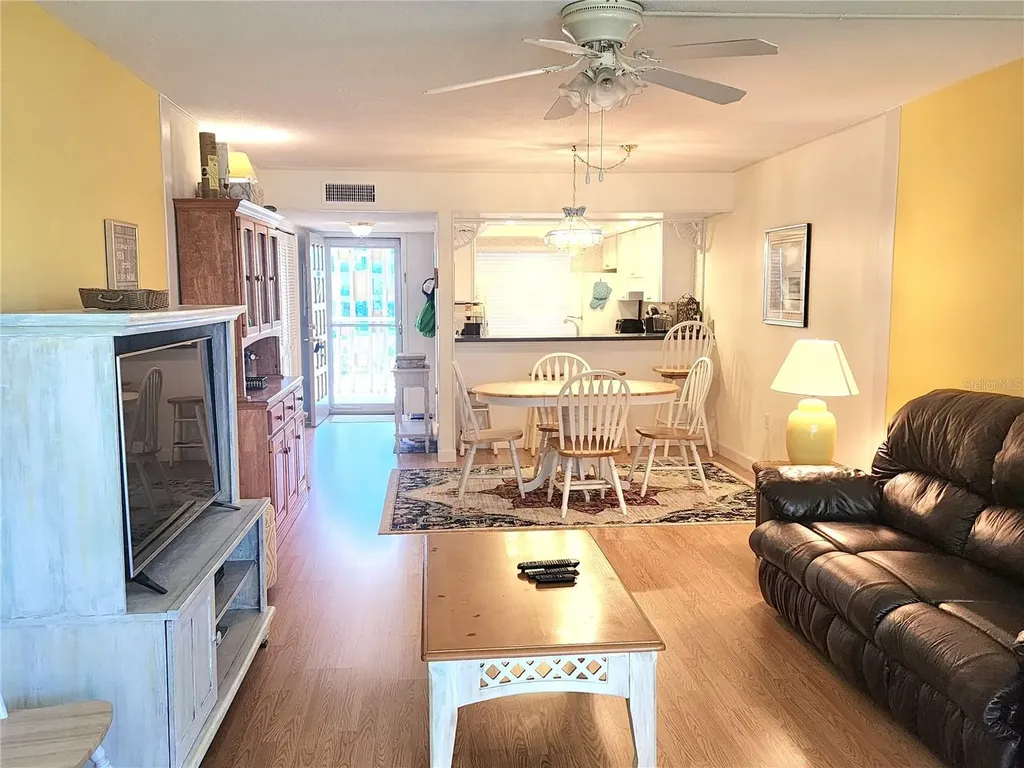 105 Island Way Clearwater Beach FL 33767