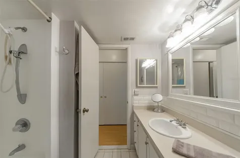 105 Island Way Clearwater Beach FL 33767