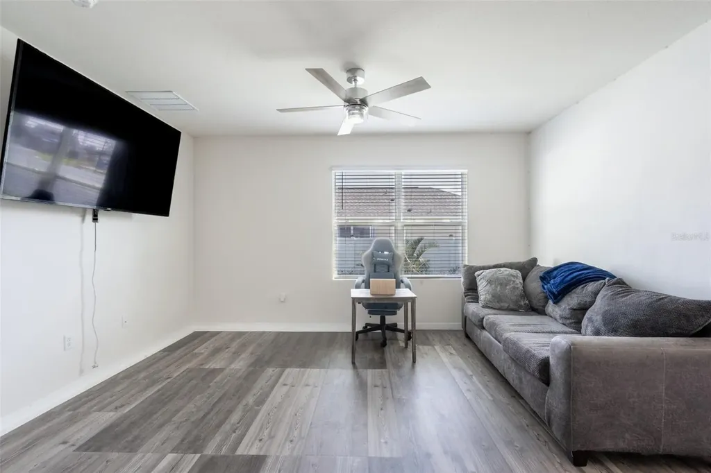 1002 Cannock Drive Kissimmee FL 34758
