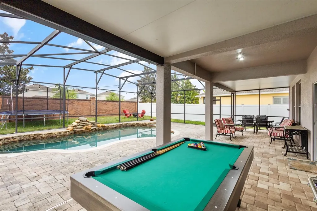 2729 Barclay Lane Kissimmee FL 34743