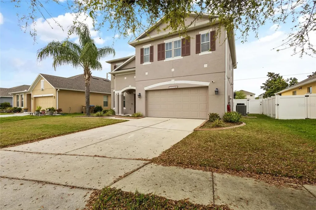 2729 Barclay Lane Kissimmee FL 34743
