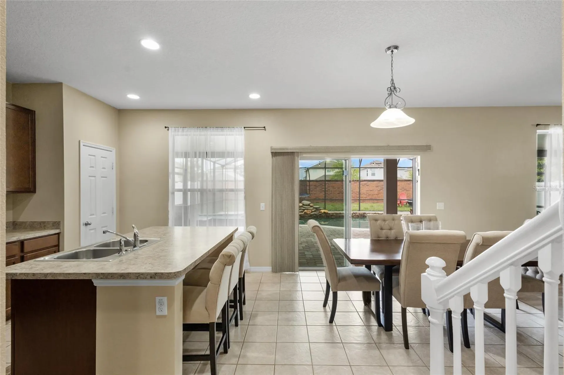 2729 Barclay Lane Kissimmee FL 34743