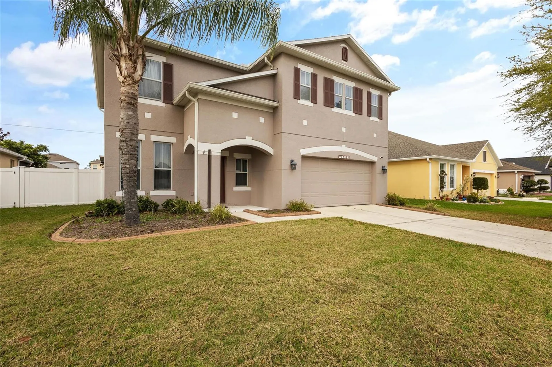2729 Barclay Lane Kissimmee FL 34743