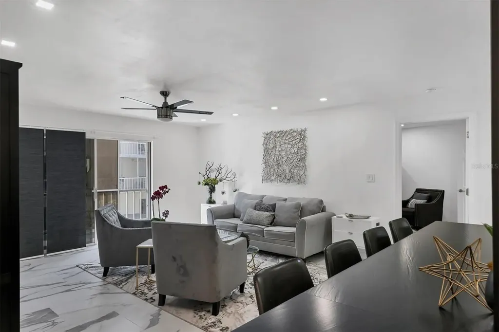 1714 69th Avenue W Bradenton FL 34207