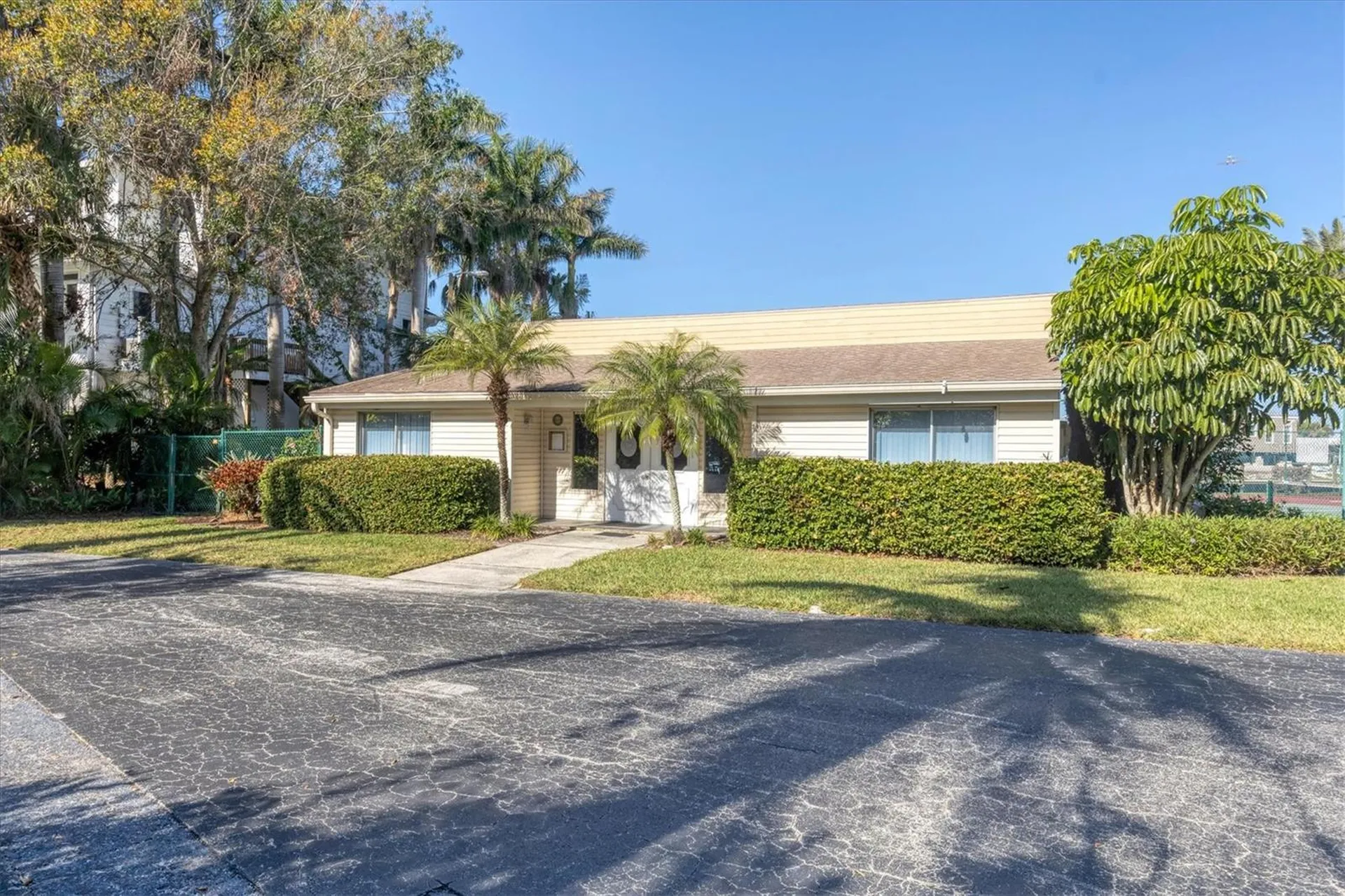 1714 69th Avenue W Bradenton FL 34207