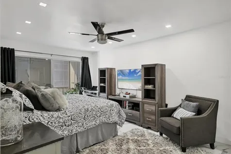 1714 69th Avenue W Bradenton FL 34207