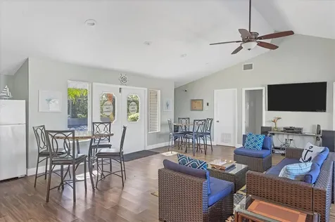 1714 69th Avenue W Bradenton FL 34207