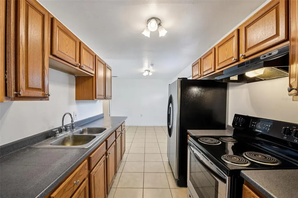 911 Shady Park Terrace Daytona Beach FL 32117