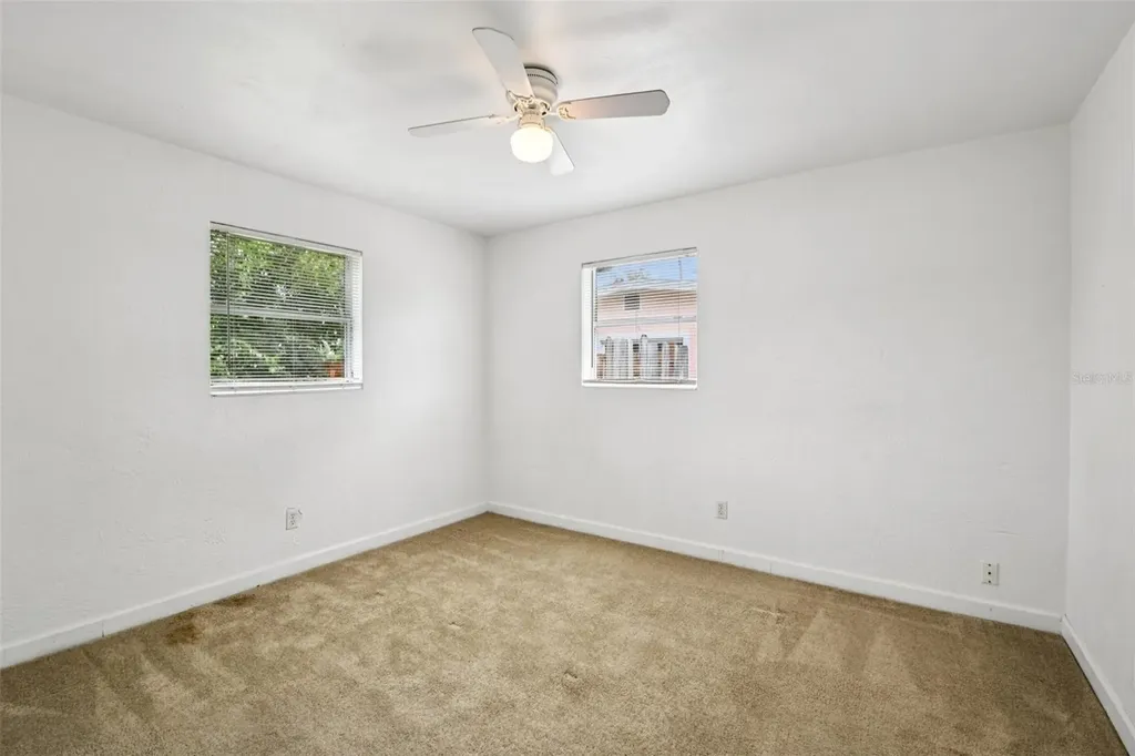 911 Shady Park Terrace Daytona Beach FL 32117