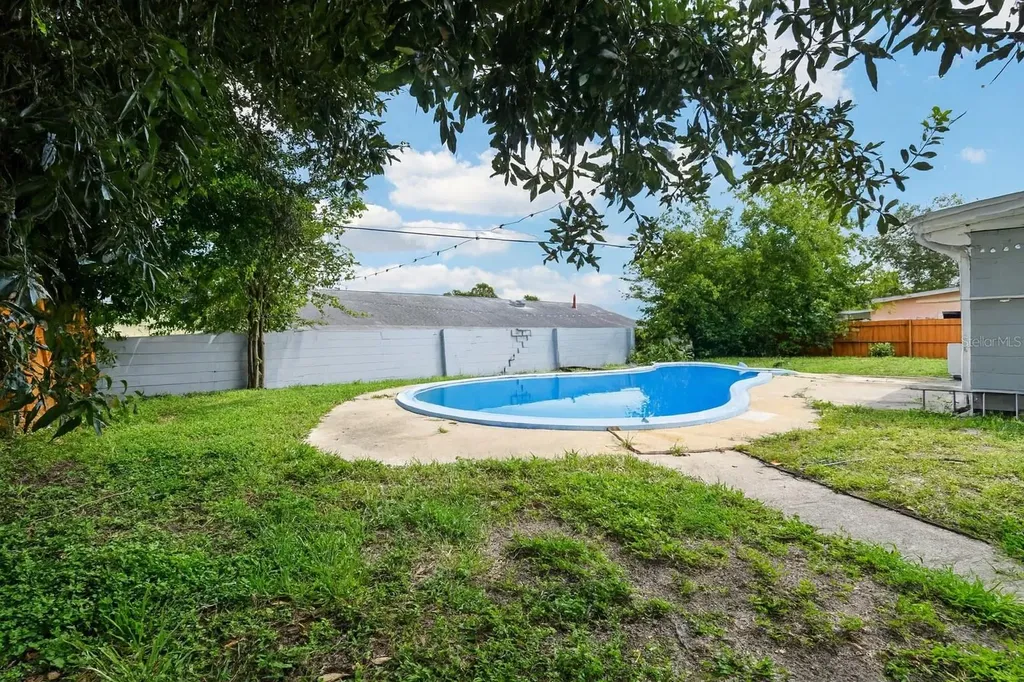 911 Shady Park Terrace Daytona Beach FL 32117