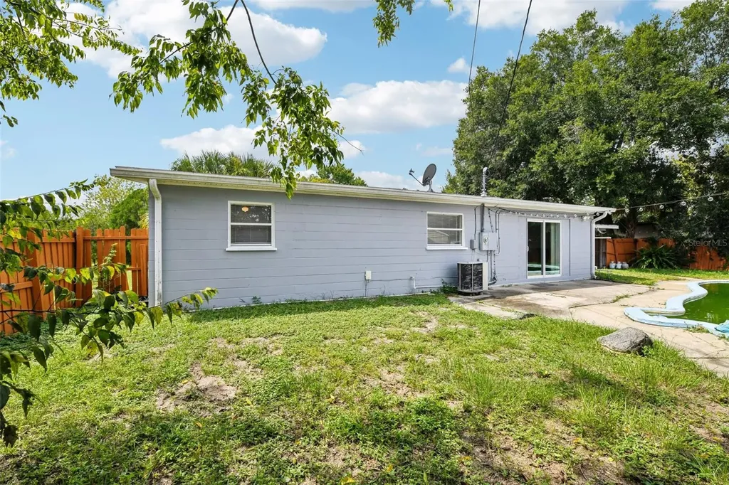 911 Shady Park Terrace Daytona Beach FL 32117