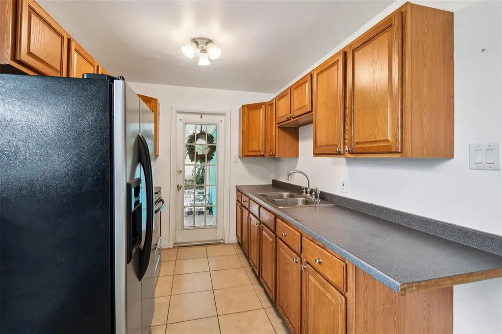 911 Shady Park Terrace Daytona Beach FL 32117