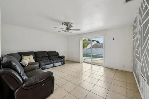 911 Shady Park Terrace Daytona Beach FL 32117