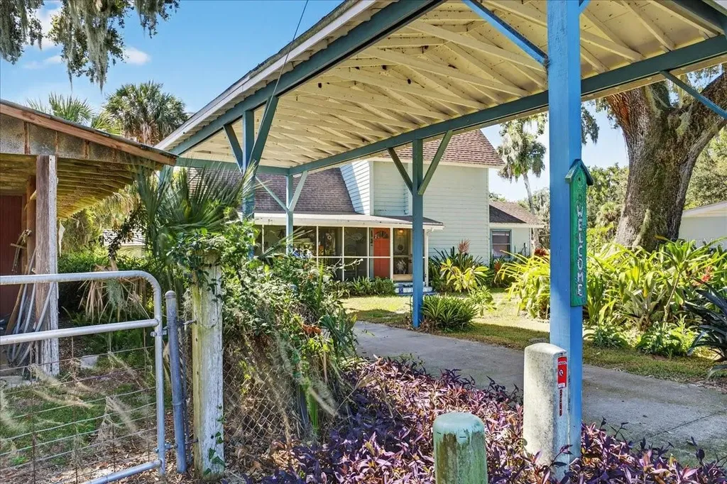 5268 Valencia Street Lake Wales FL 33898