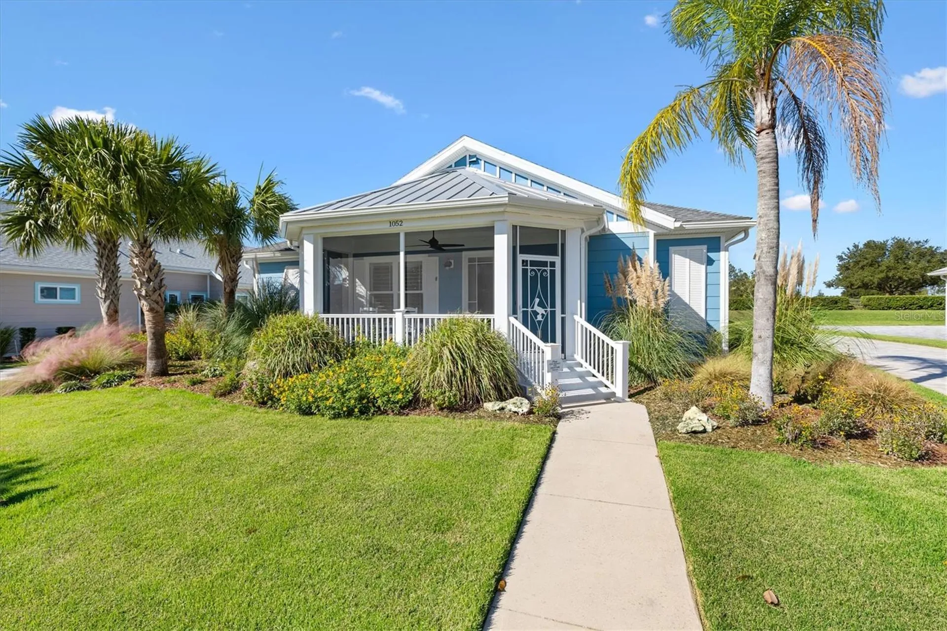 1052 Sugar Loaf Key Loop Lady Lake FL 32159