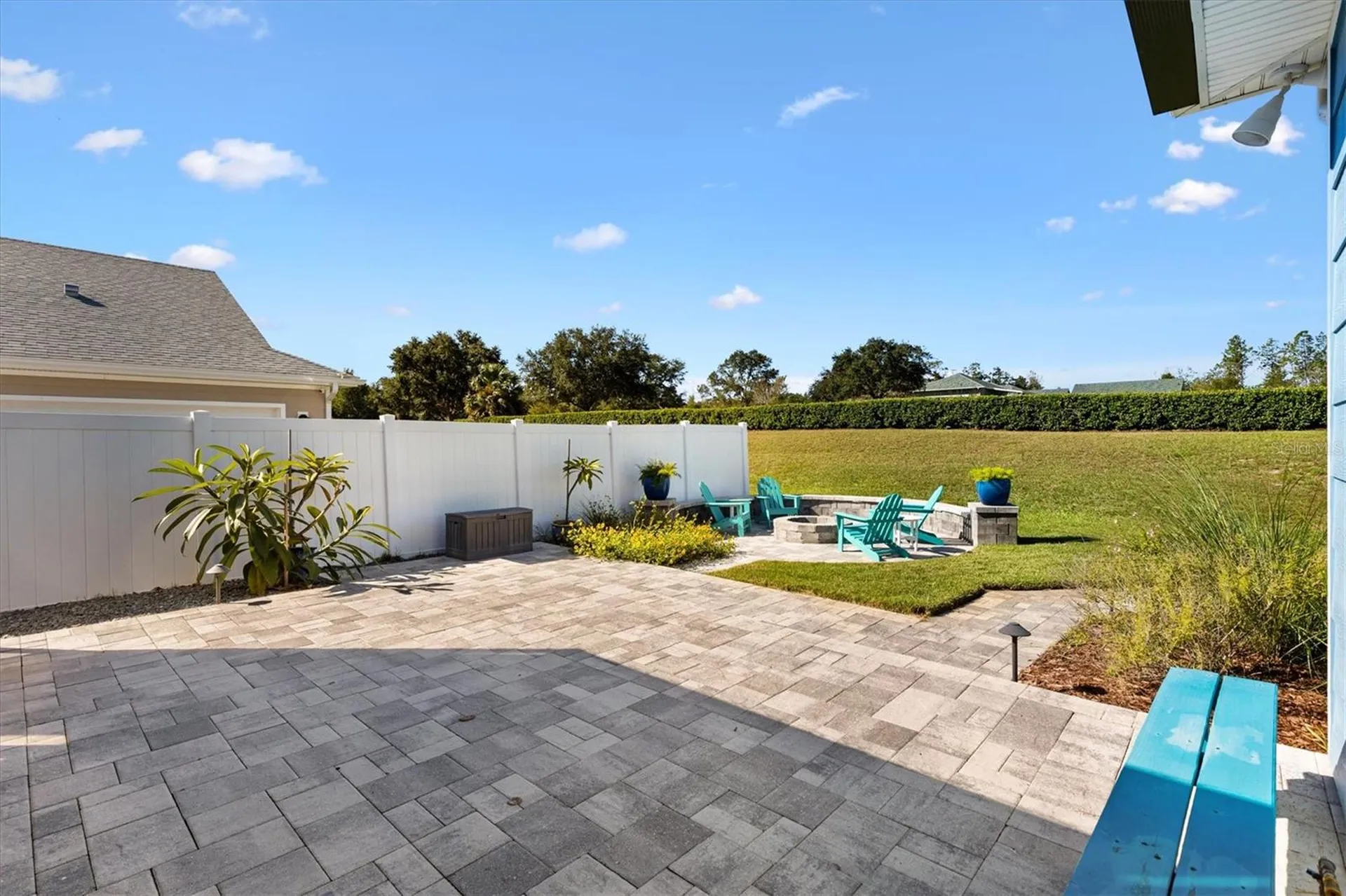 1052 Sugar Loaf Key Loop Lady Lake FL 32159