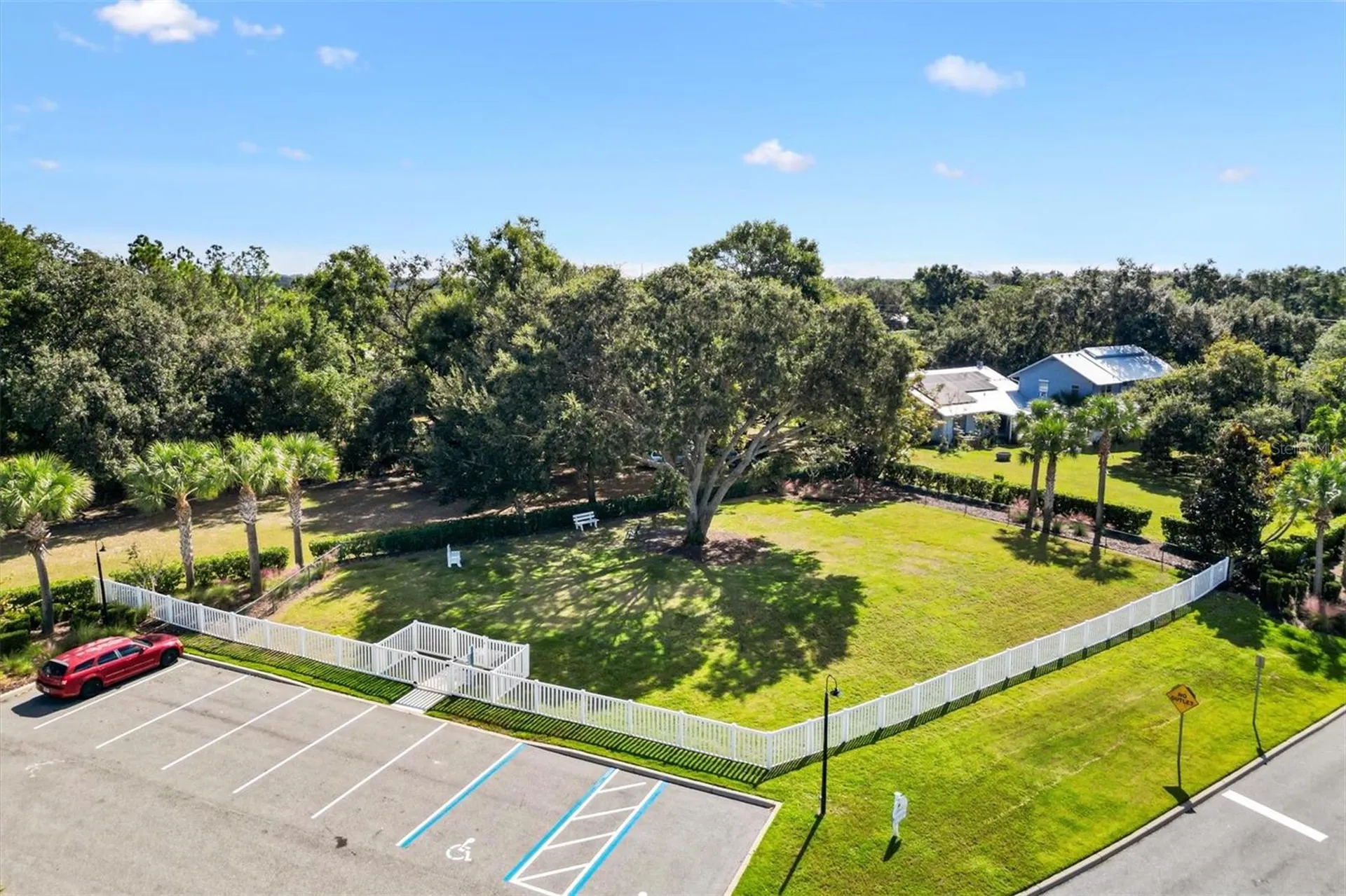 1052 Sugar Loaf Key Loop Lady Lake FL 32159