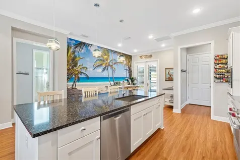 1052 Sugar Loaf Key Loop Lady Lake FL 32159