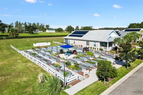1052 Sugar Loaf Key Loop Lady Lake FL 32159