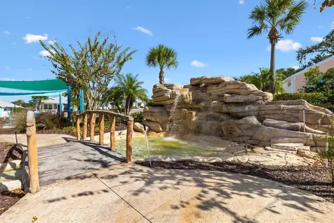 1052 Sugar Loaf Key Loop Lady Lake FL 32159