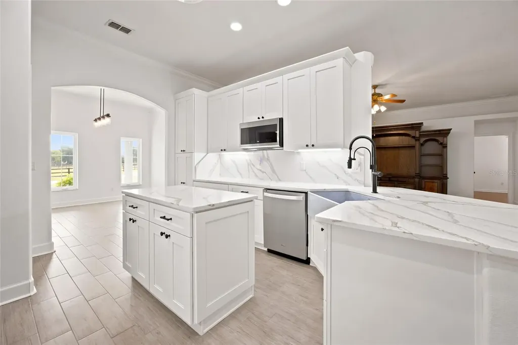 16050 NW 10th Circle Citra FL 32113