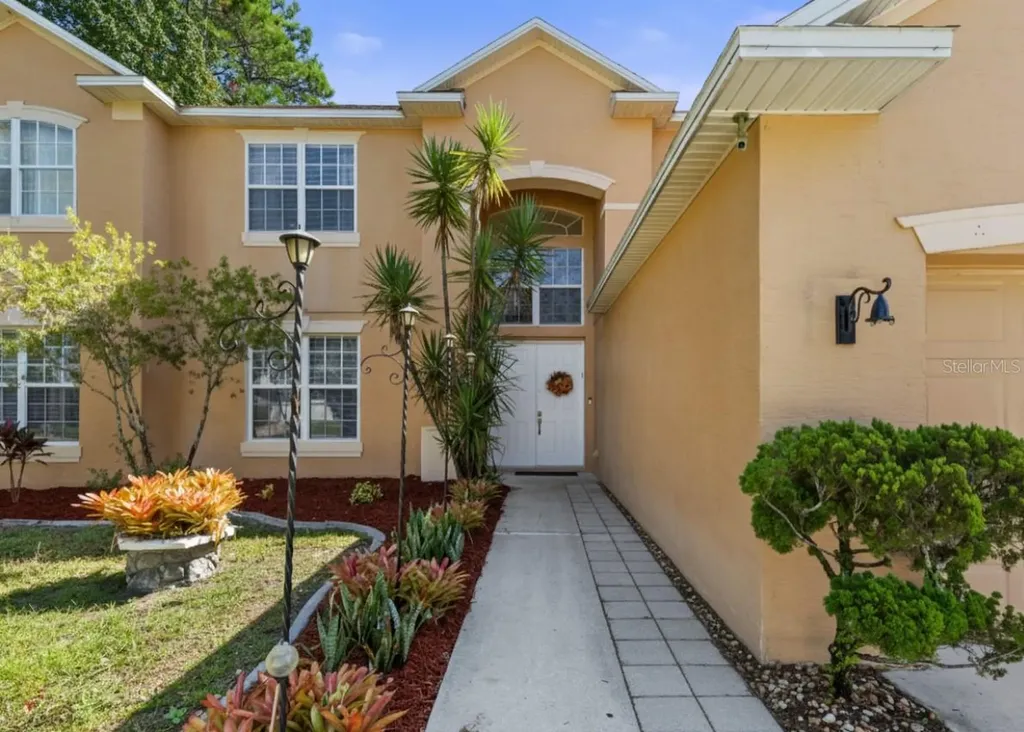 38 Brewster Lane Palm Coast FL 32137