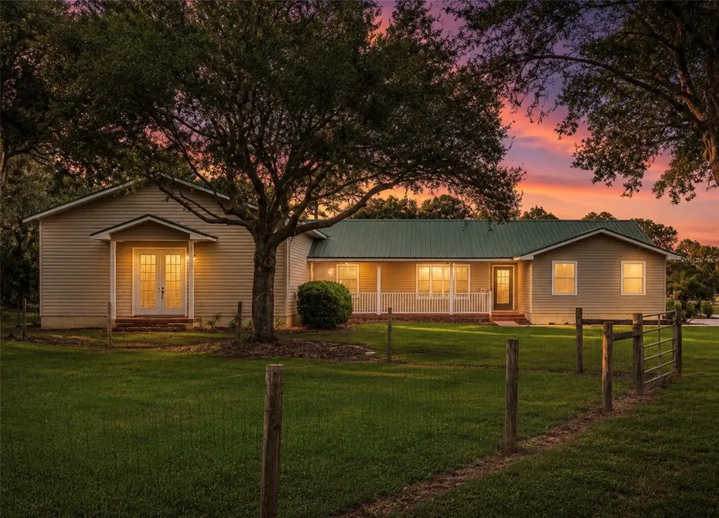 3963 Mammoth Grove Road Lake Wales FL 33898
