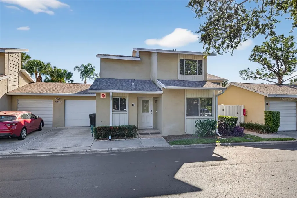 6525 Cape Sable Way NE St Petersburg FL 33702
