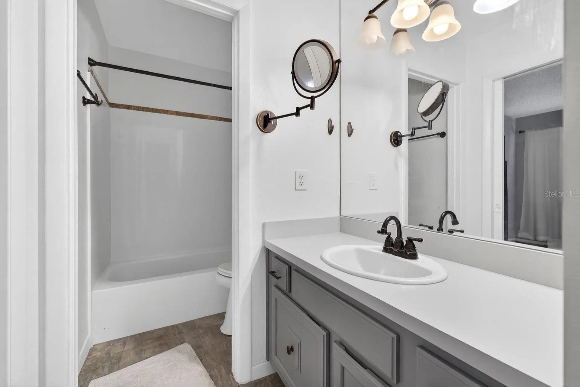 6525 Cape Sable Way NE St Petersburg FL 33702