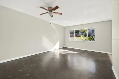 6525 Cape Sable Way NE St Petersburg FL 33702