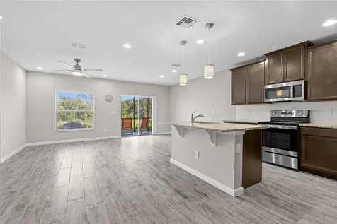 271 Smugglers Way Apopka FL 32712