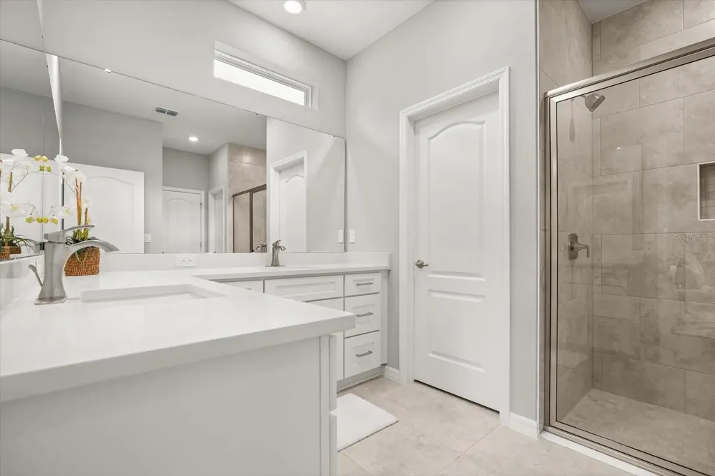 5336 Columbus Boulevard Sebring FL 33872