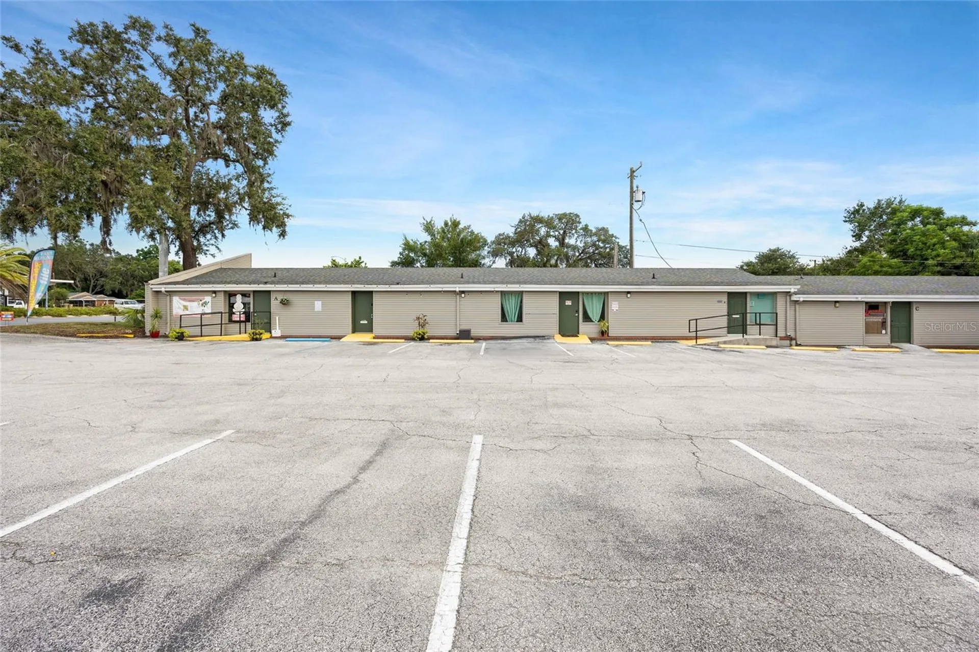 2200 S Bay Street Eustis FL 32726