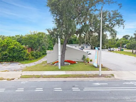 2200 S Bay Street Eustis FL 32726