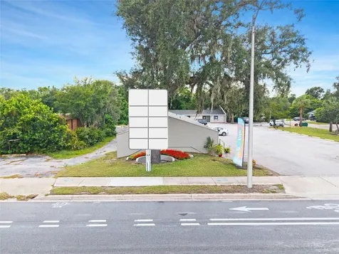 2200 S Bay Street Eustis FL 32726