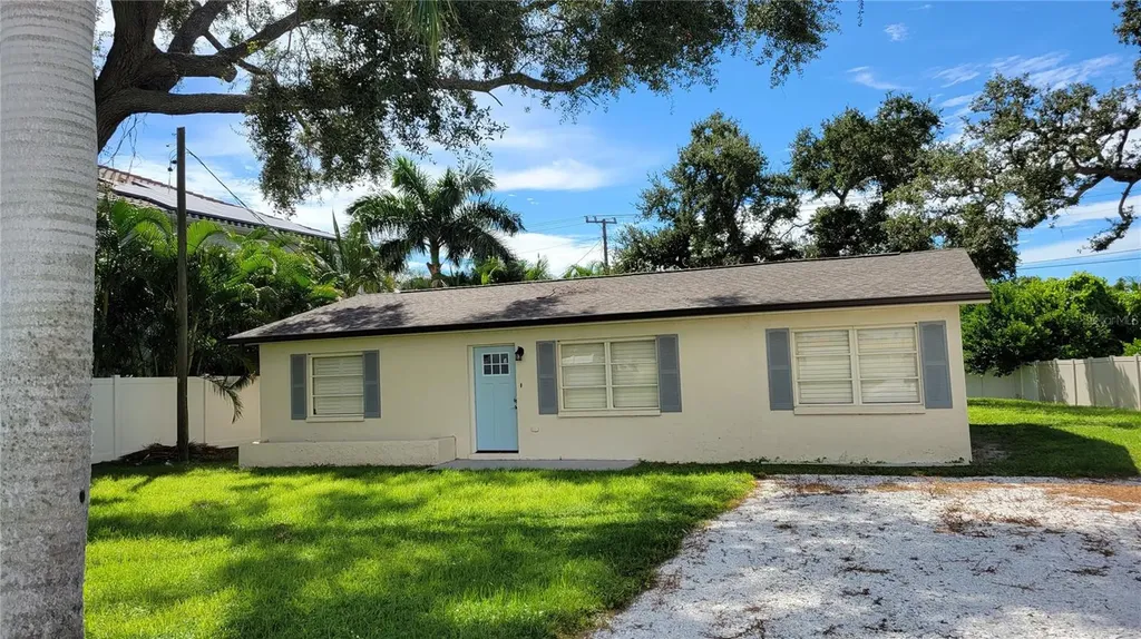 3932 Sunshine Avenue Sarasota FL 34231