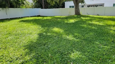 3932 Sunshine Avenue Sarasota FL 34231