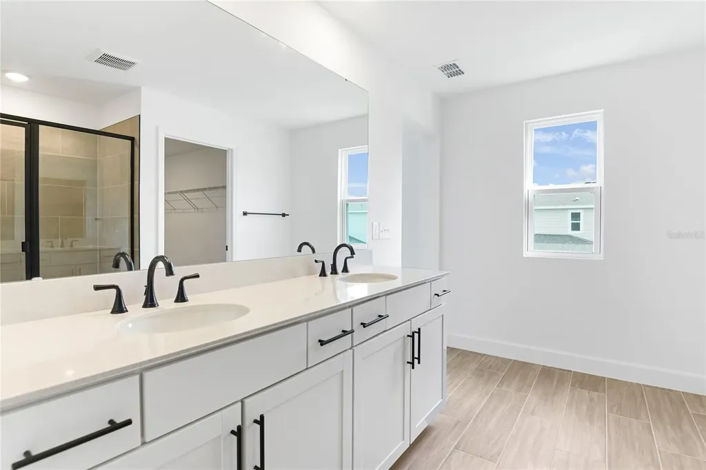 178 Blue Star Court Tavares FL 32778