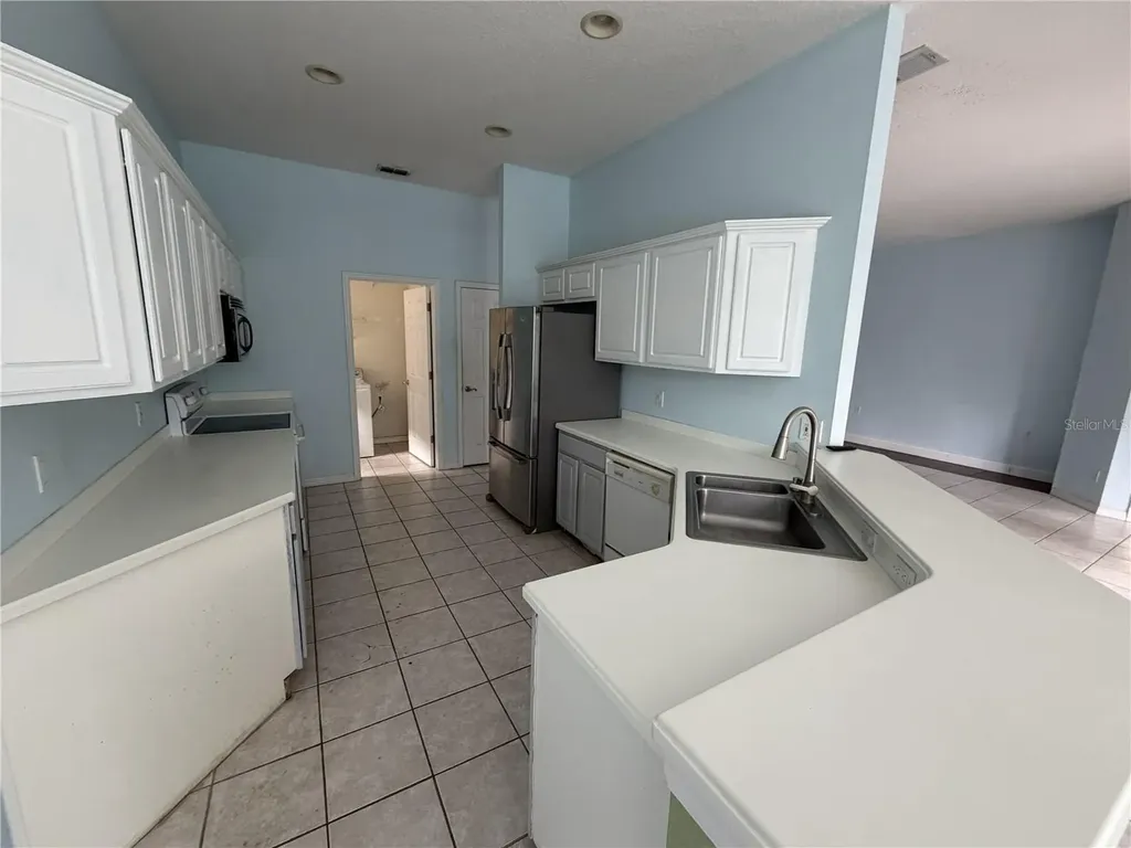 1756 Cherry Ridge Drive Lake Mary FL 32746