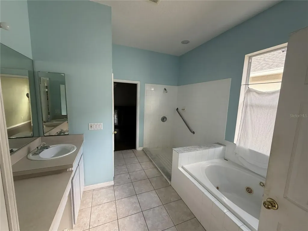 1756 Cherry Ridge Drive Lake Mary FL 32746