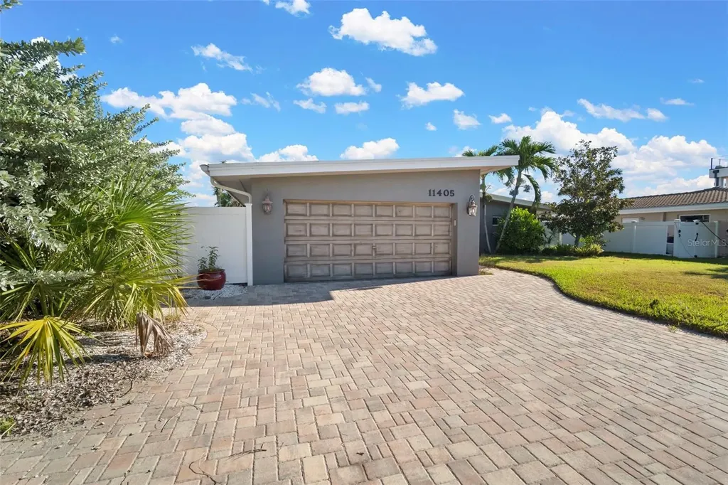11405 6th Street E Treasure Island FL 33706