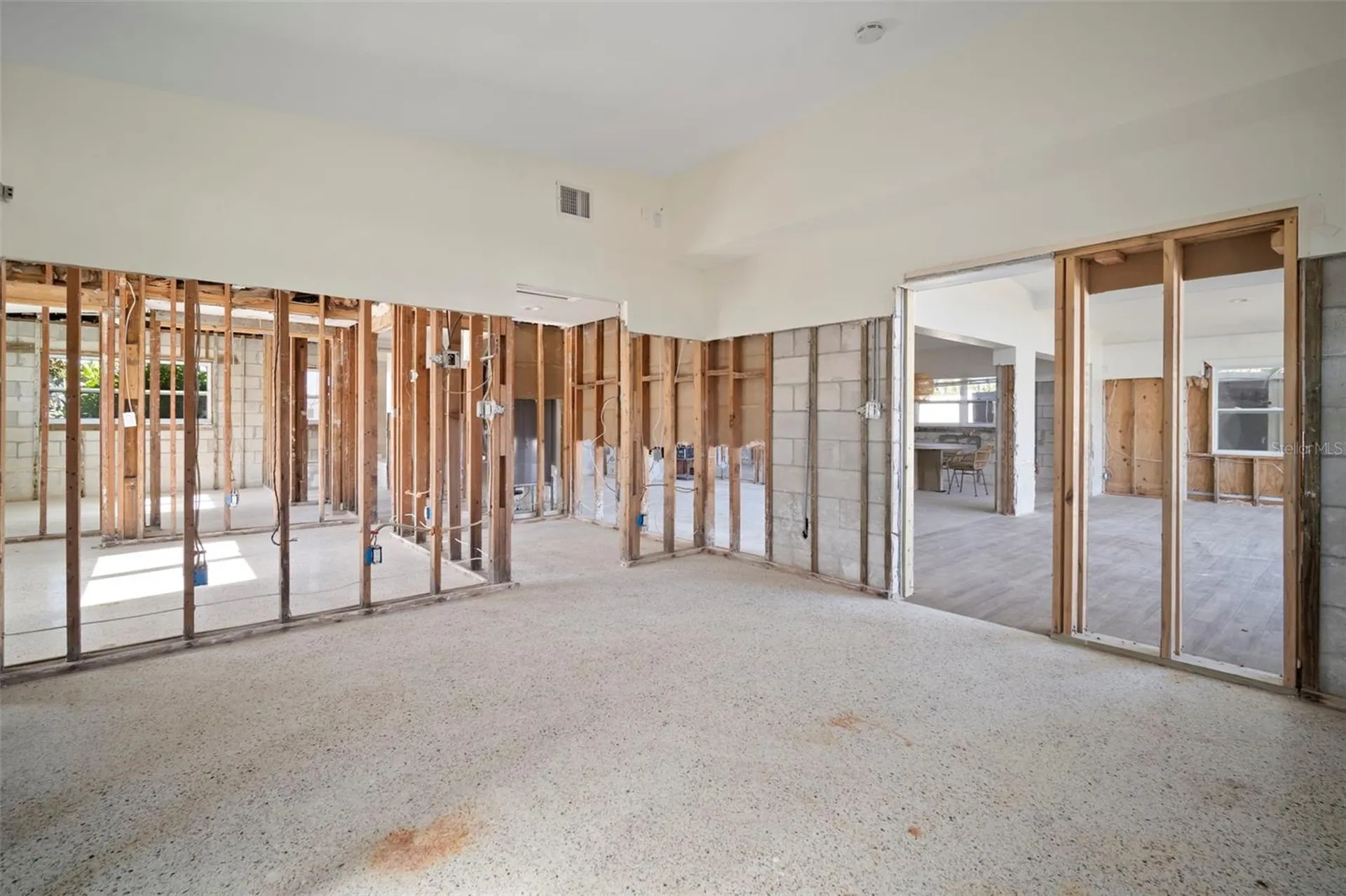11405 6th Street E Treasure Island FL 33706