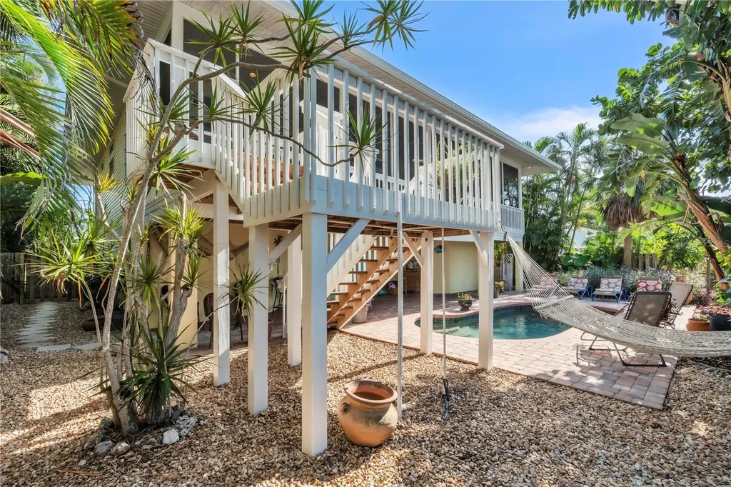 311 Iris Street Anna Maria FL 34216