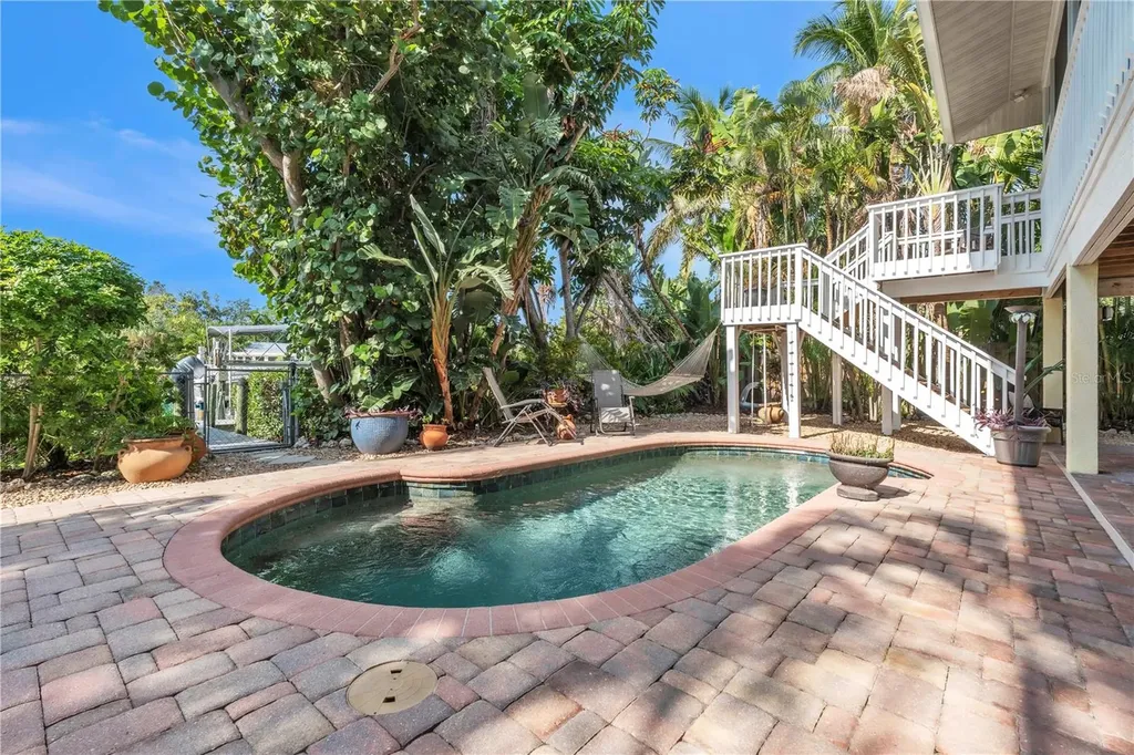 311 Iris Street Anna Maria FL 34216