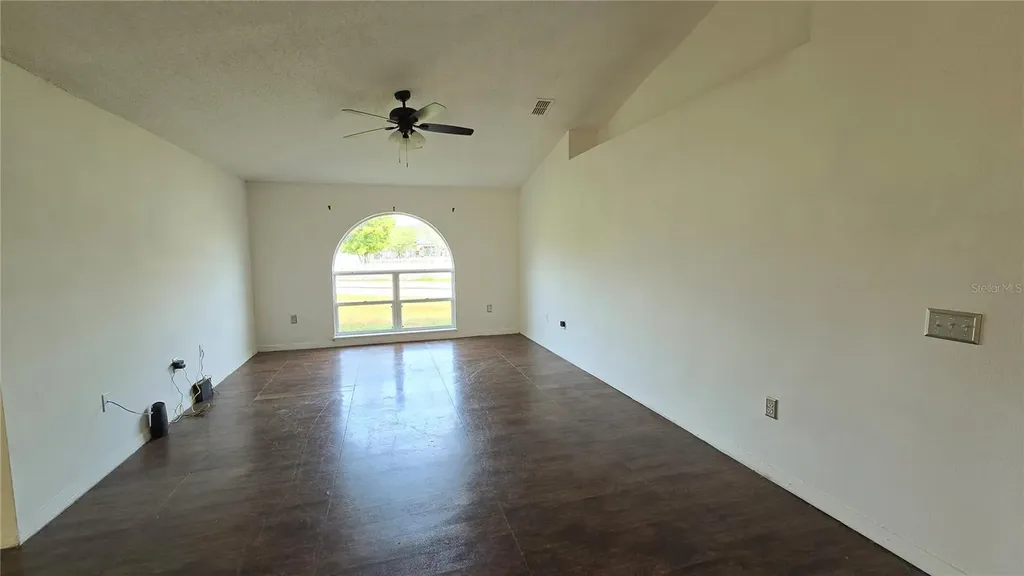 111 Turin Way Kissimmee FL 34758