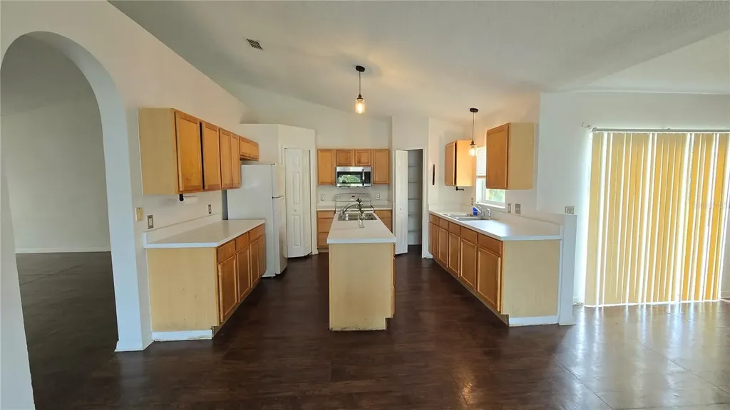 111 Turin Way Kissimmee FL 34758