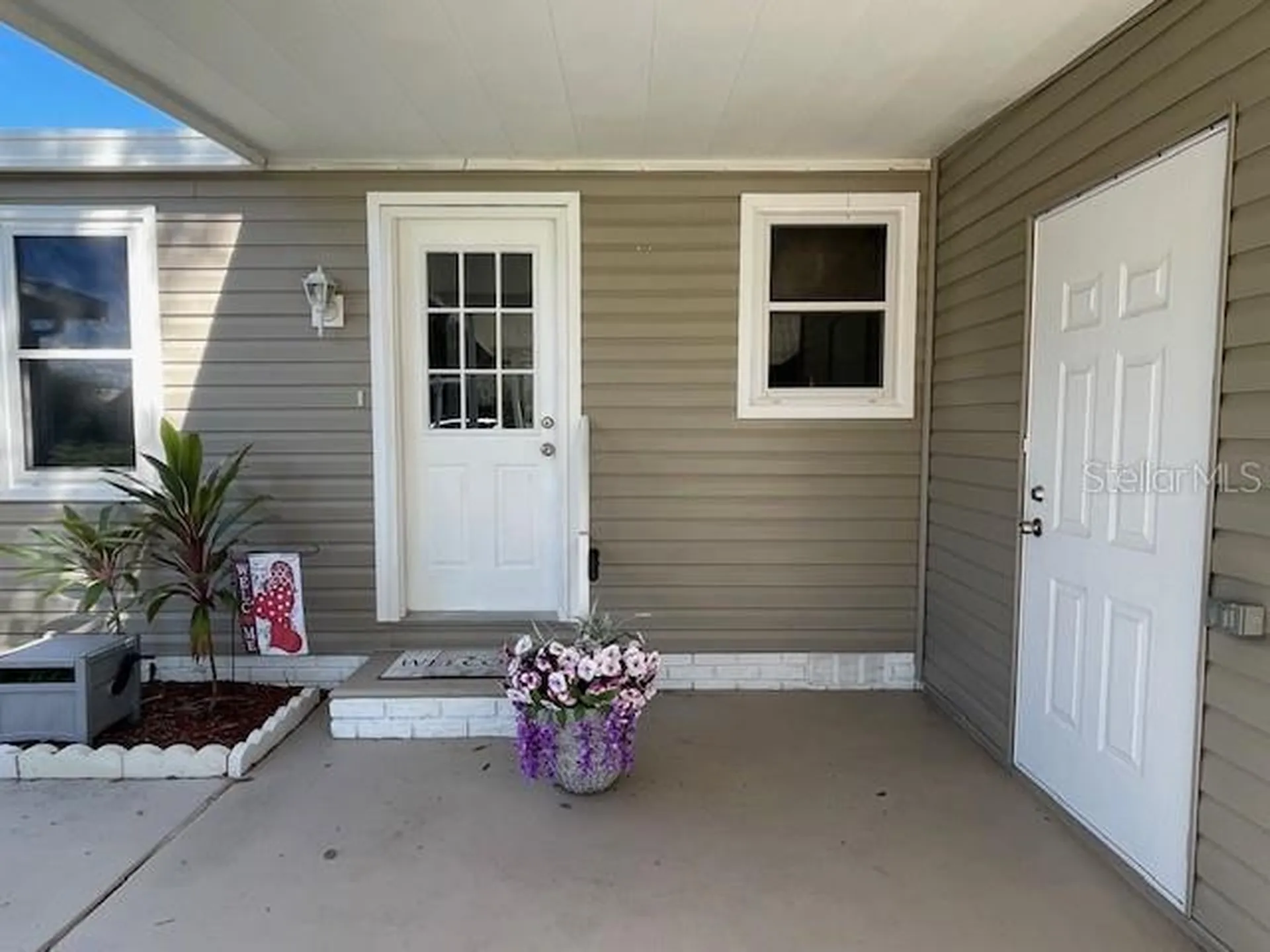 909 Orchid Street Lady Lake FL 32159