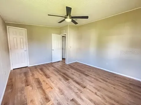 909 Orchid Street Lady Lake FL 32159