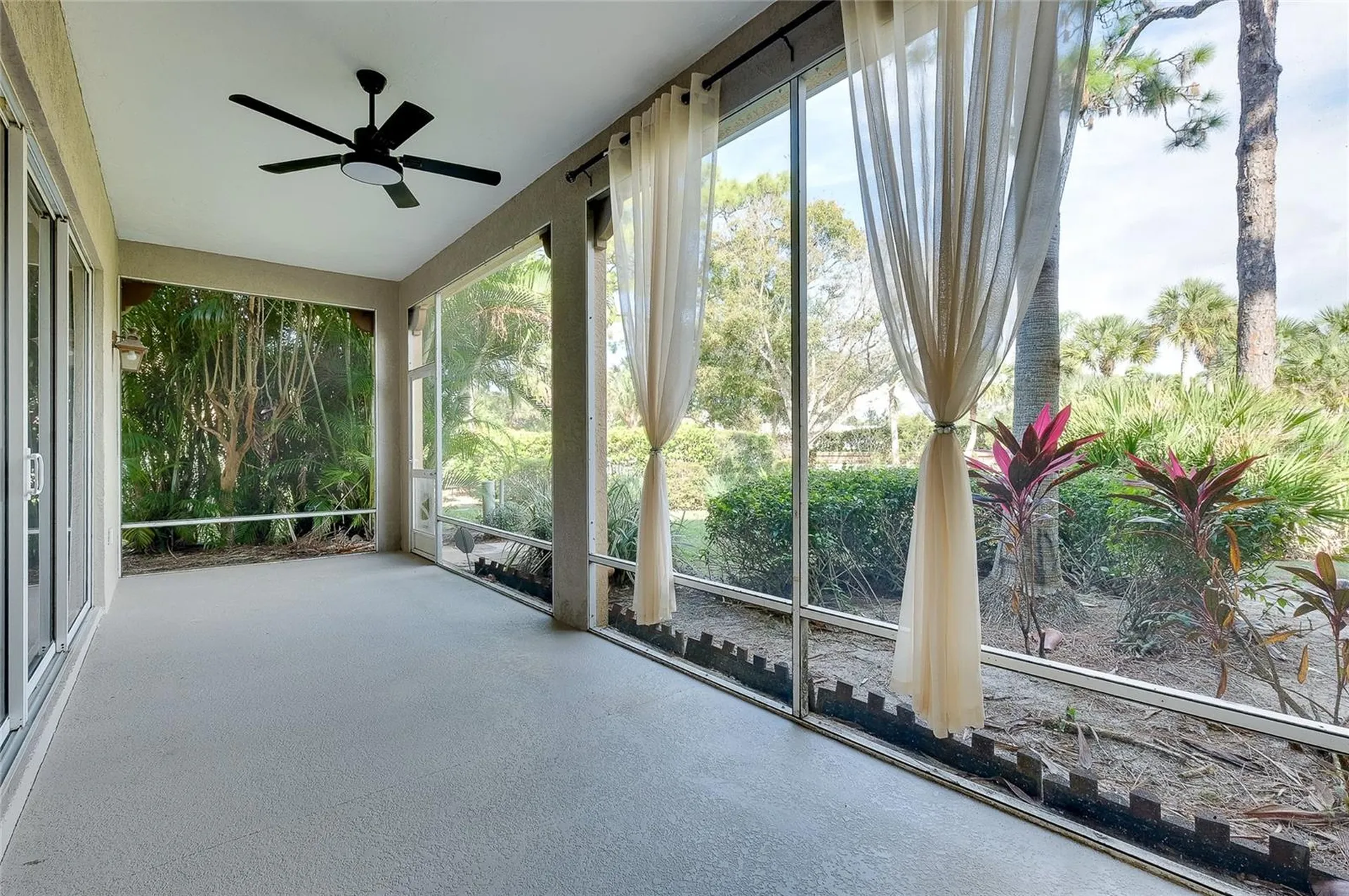 3975 Square East Lane Sarasota FL 34238