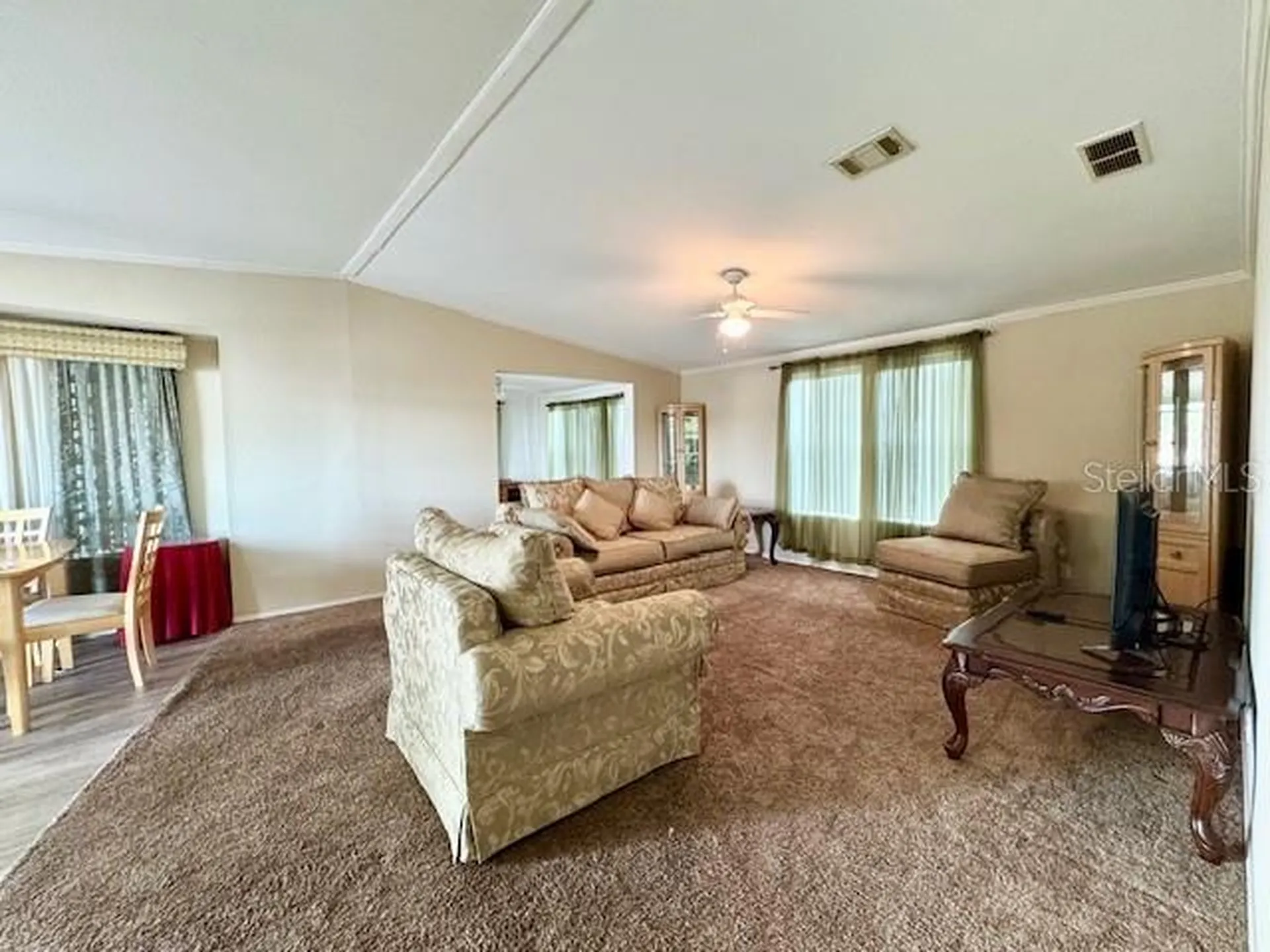 7803 46th Avenue N St Petersburg FL 33709